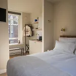 Hotel By Atelier Nimègue