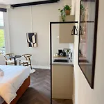 By Atelier